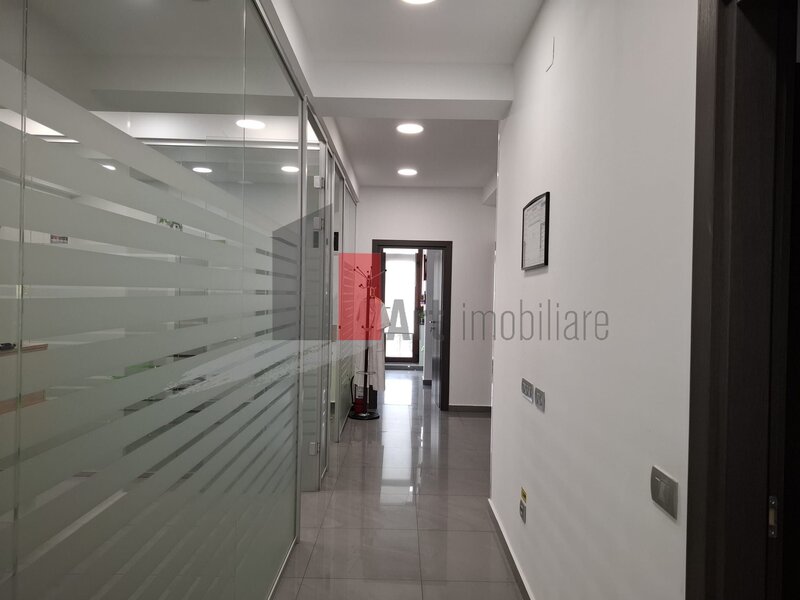 Spatiu in imobil nou, intrare separata